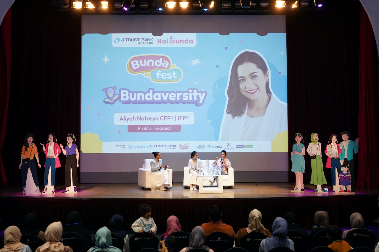 Lebih Dekat dengan Para Bunda, J Trust Bank Berpartisipasi pada BundaFest 2024